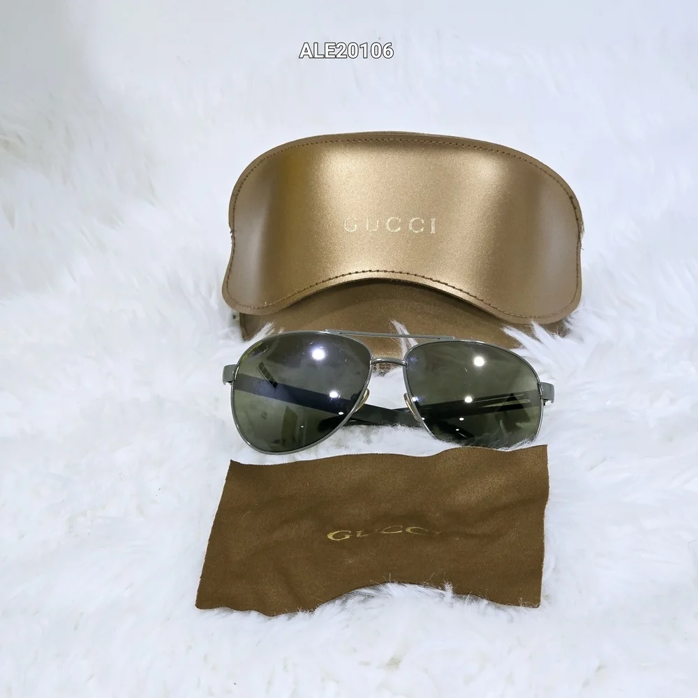 Gucci Gray Aviator Sunglasses GG2898/S with Case.
